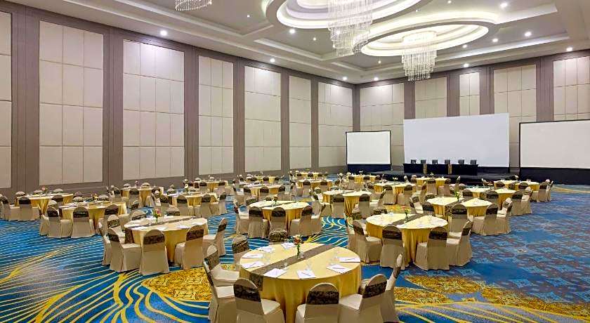 Grand Mercure Solo Baru