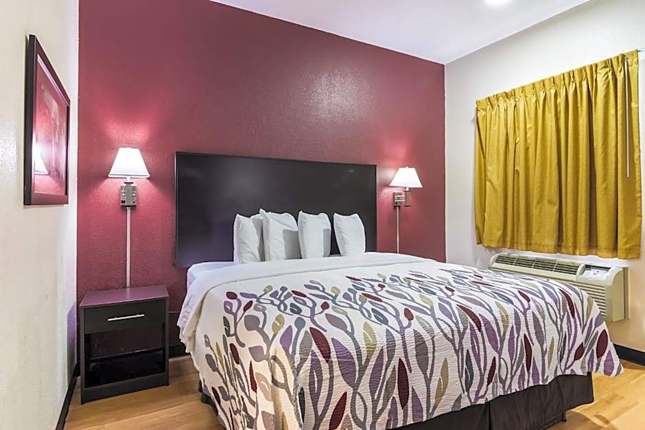 Red Roof Inn Atlanta - Kennesaw State University