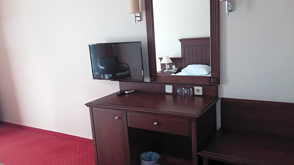 Side Palm D'or Hotel