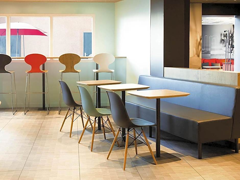 ibis Orly Chevilly Tram 7