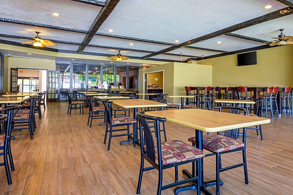 Inn at Lebanon - Hershey & Manheim area