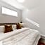 Cozy Nordic Utopia, Bsmt Suite near WEM & DT, King Bed, WiFi