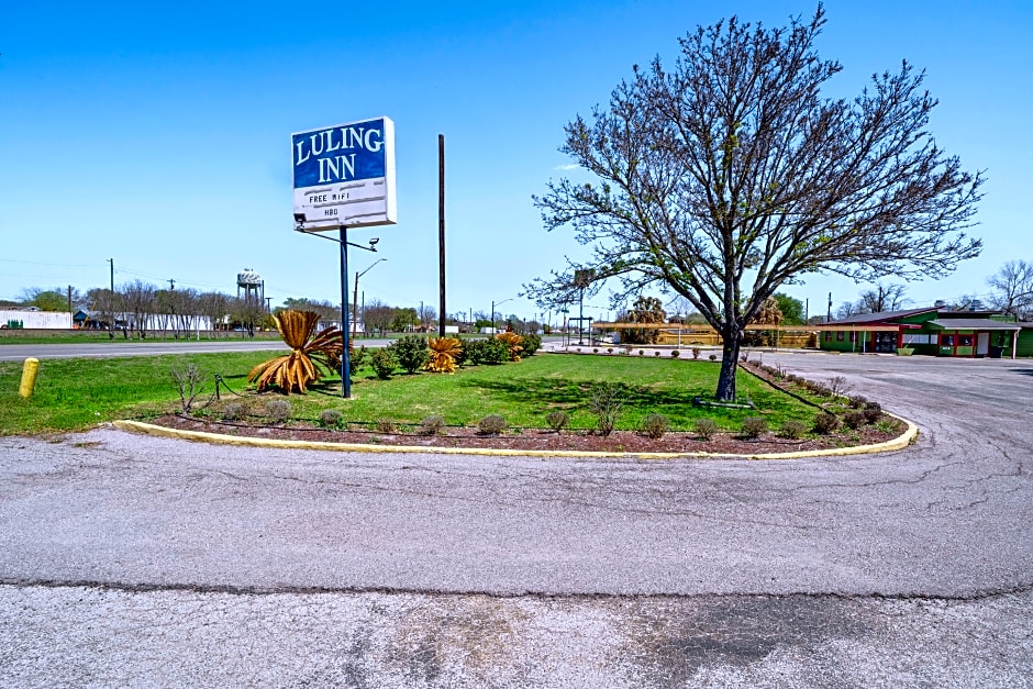 OYO Hotel Luling TX Downtown I-10/US-90