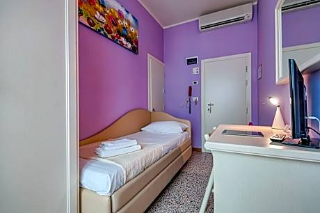 Classic Quadruple Room