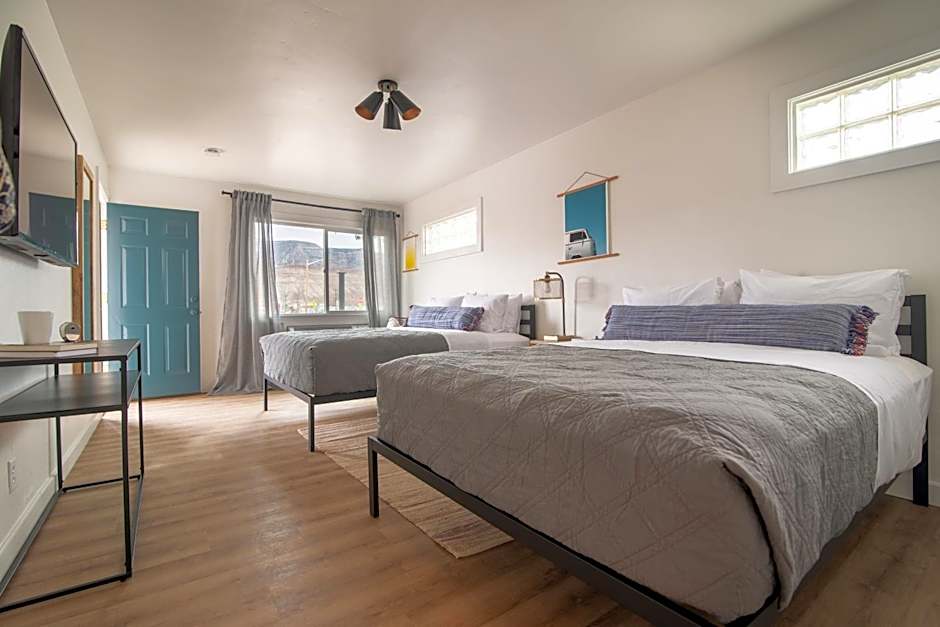 Spoke and Vine Motel