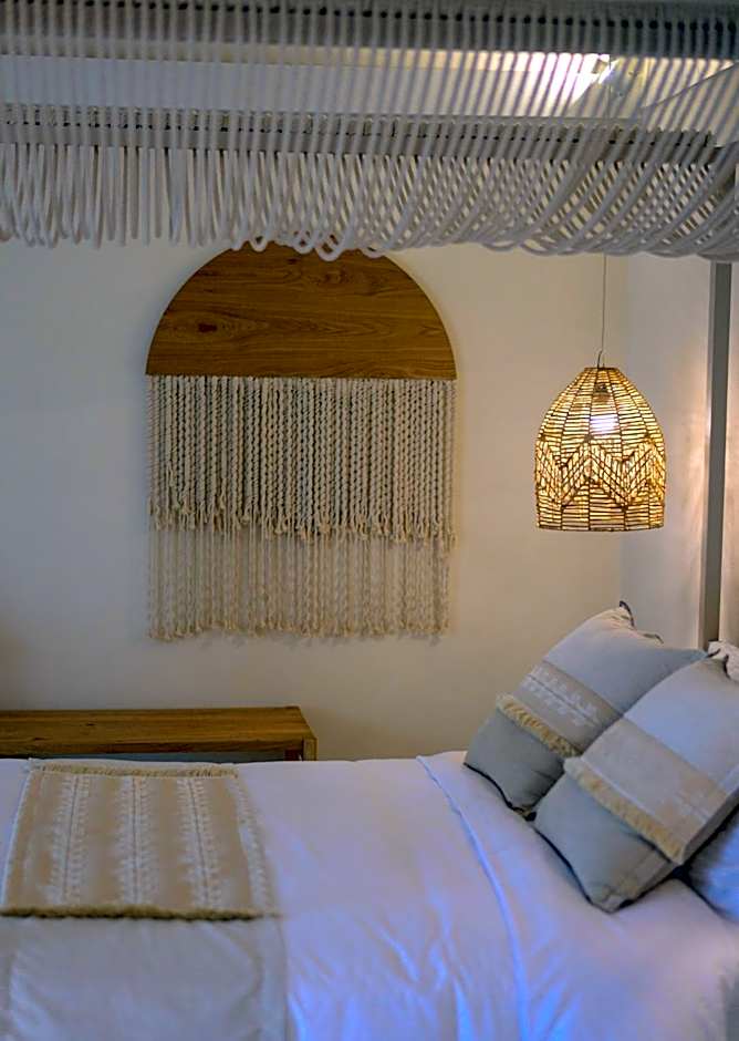 Oikies Small Elegant Houses