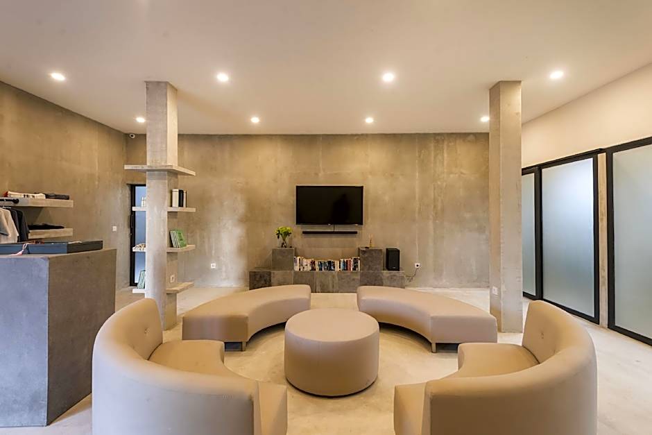 Canggu Dream Studios & Villas