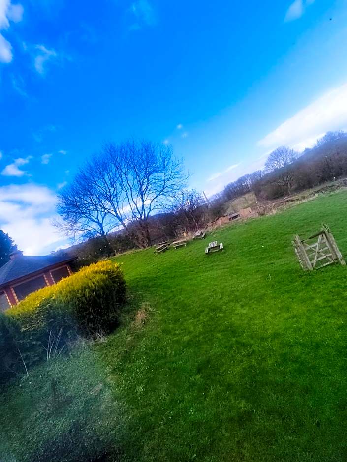 Ye Olde Bowling Green Inn