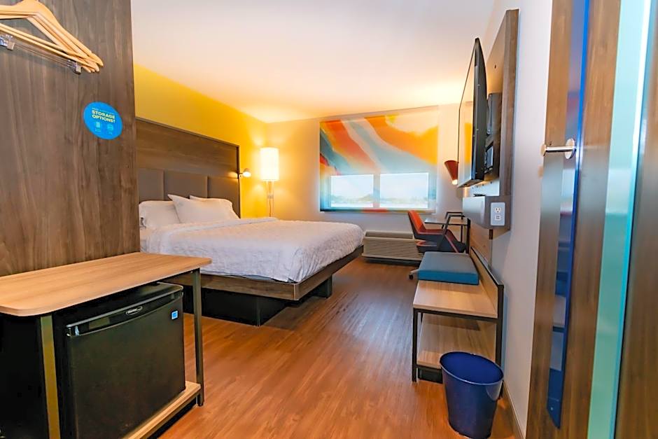 Tru by Hilton Florida City