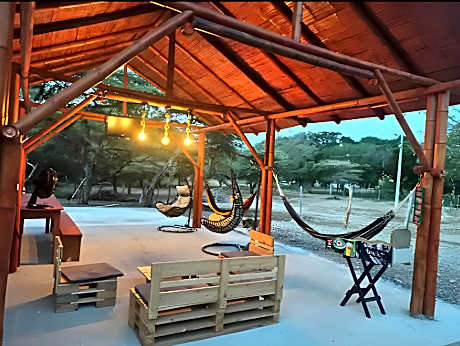 Cabanas Spacetatacoa