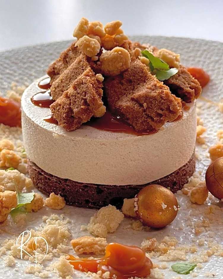 Strandhotel Dennenbos