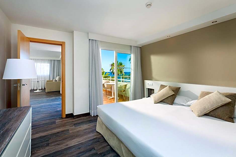 Foto 1 di 5 di Superior Suite, Sea View