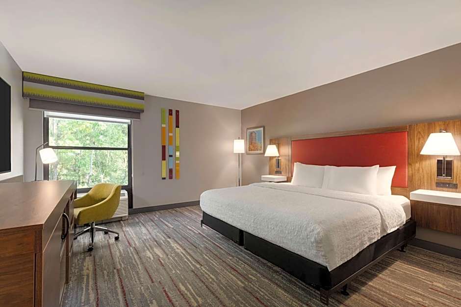 Hampton Inn By Hilton Starkville