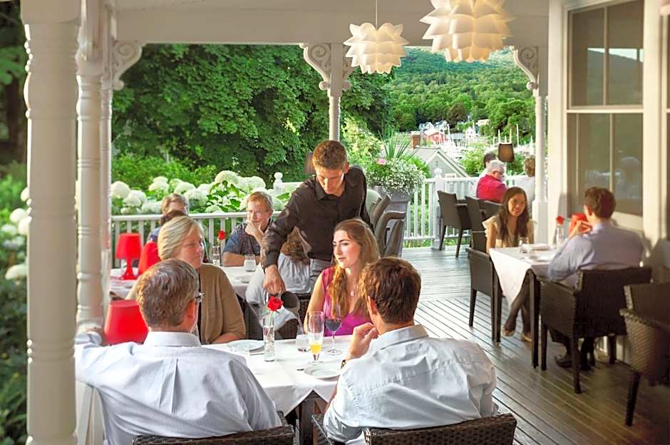 Relais Chateaux Camden Harbour Inn