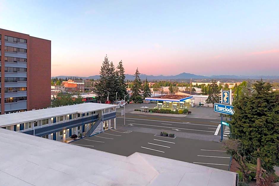 Travelodge by Wyndham Everett City Center