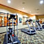 Holiday Inn Express Hotel and Suites Fairfield-North By IHG