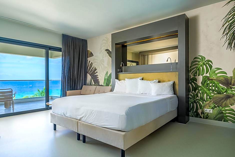 Papagayo Beach Hotel