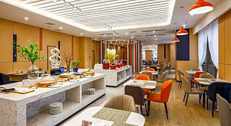Holiday Inn Express Chongqing Guanyinqiao By IHG