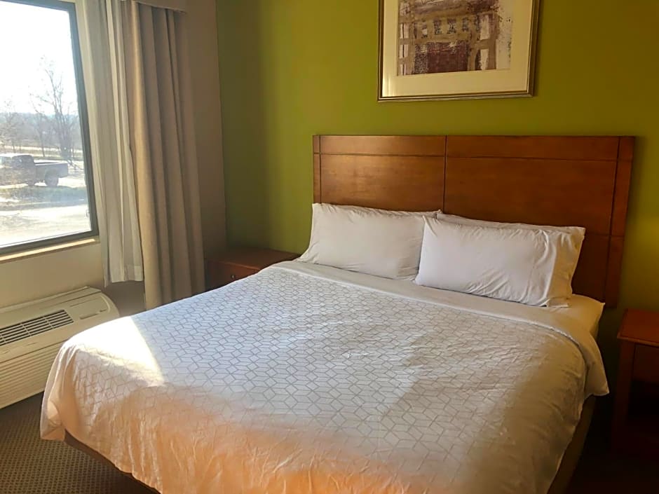 Holiday Inn Express Hotel & Suites Howell By IHG