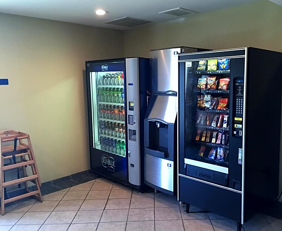 Microtel Inn & Suites By Wyndham Beckley East