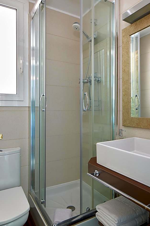 Quartprimera Apartments