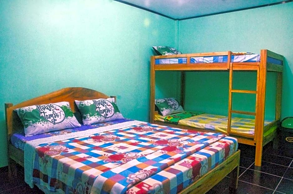 House of TamSe Laagans ' Inn