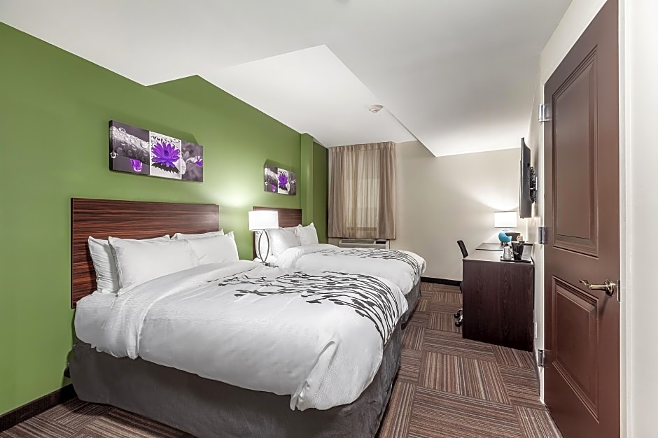 Van Wyck Hotel & Suites near JFK Airport