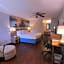 Days Inn & Suites by Wyndham Peachtree City