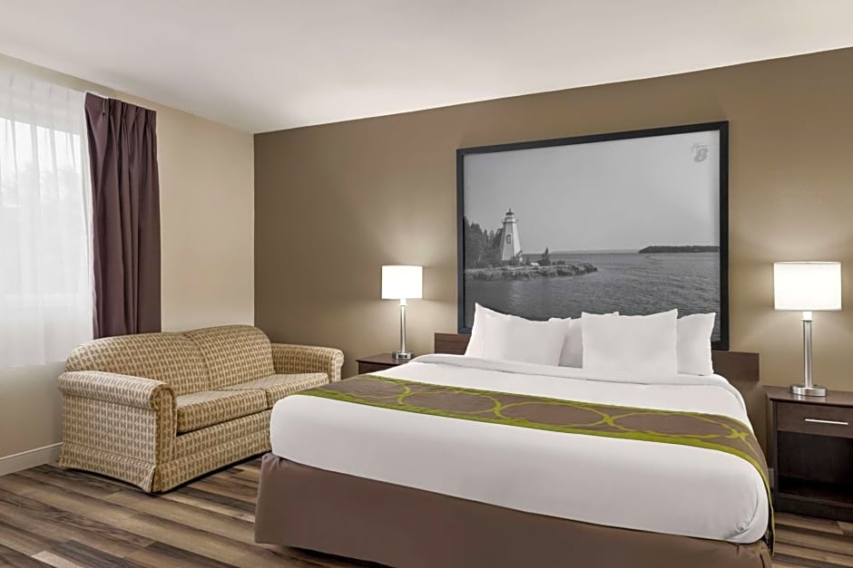 Super 8 by Wyndham Sarnia ON