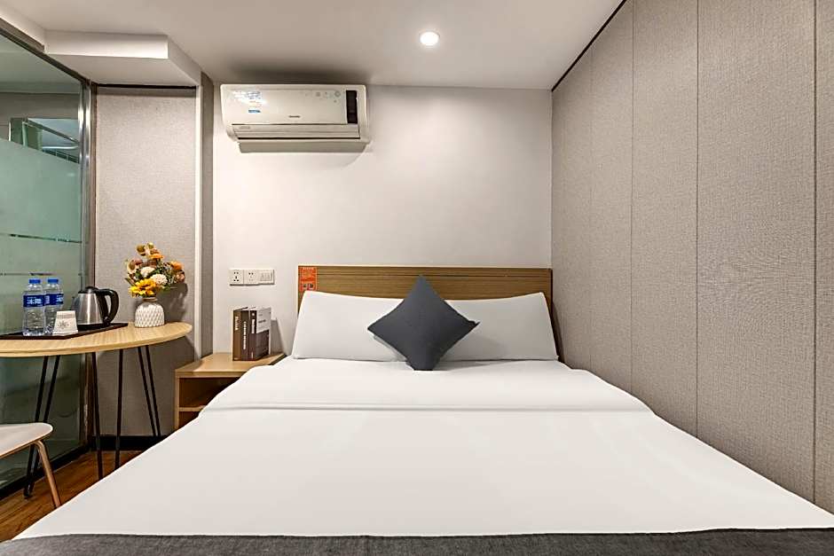 Yifang Hotel Guangzhou Shangxiajiu Pedestrian Street Yongqingfang Branch