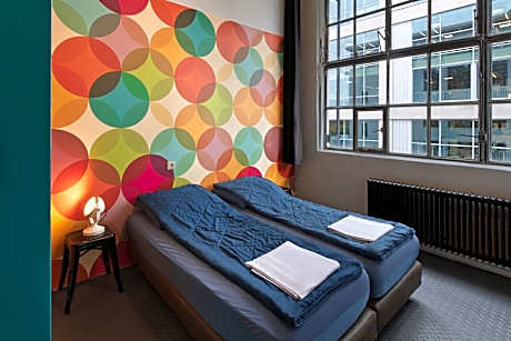 Twin Room with Private Bathroom and Shower