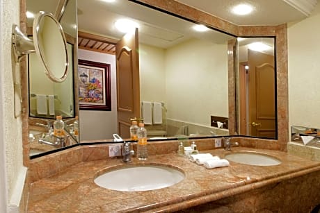 Executive Two Queen Beds