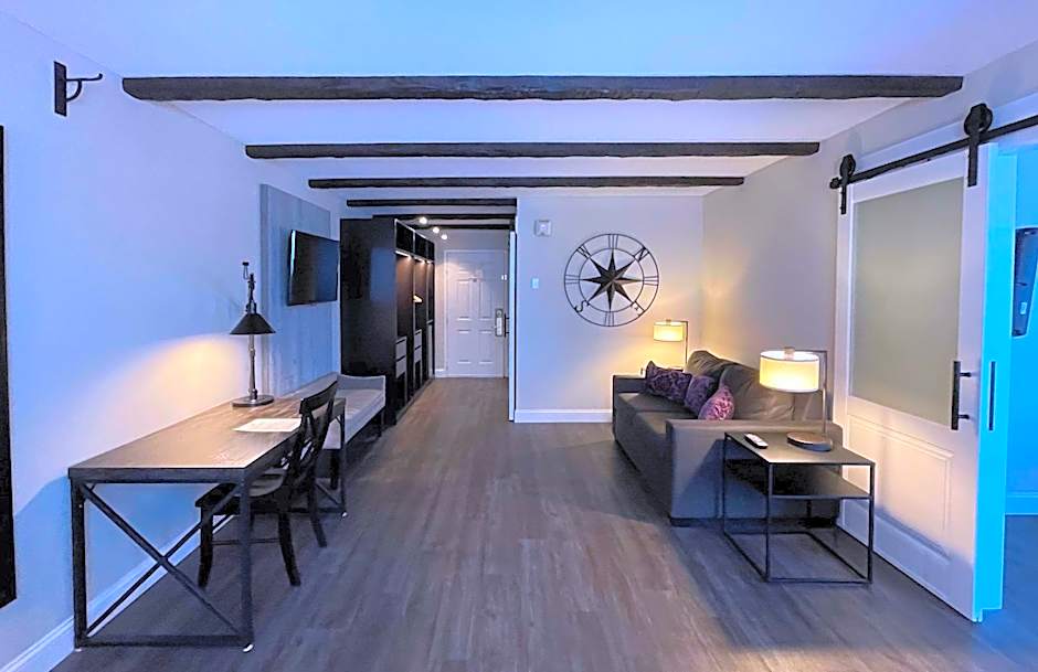 The Century House, Ascend Hotel Collection