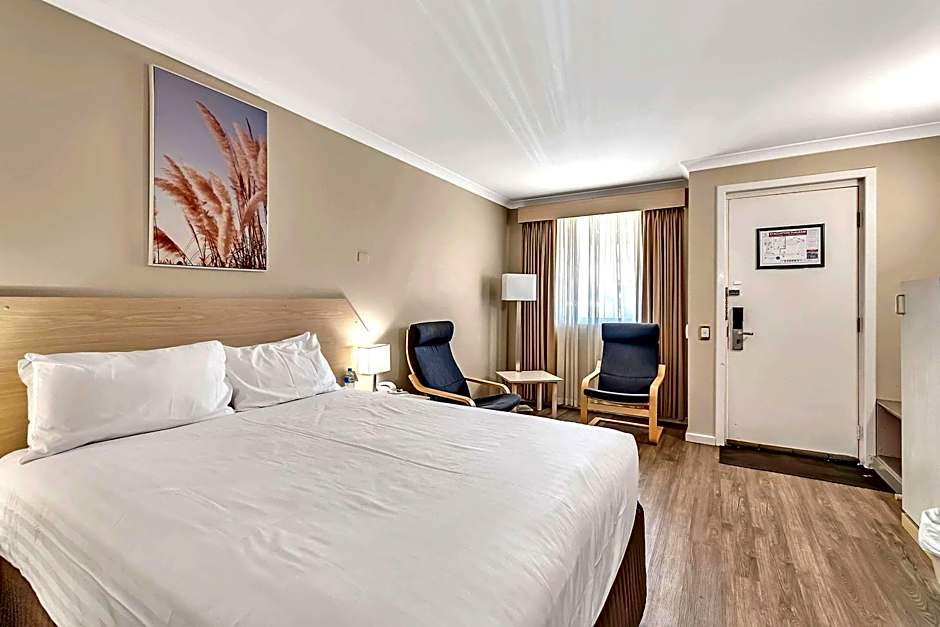 Quality Inn Railway Motel