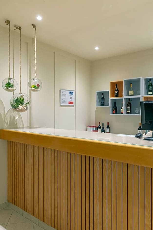 The Navigator - Solaqua