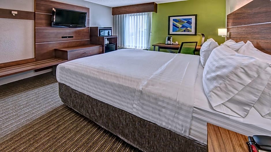 Holiday Inn Express Memphis Medical Center - Midtown, an IHG Hotel