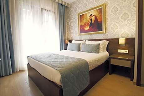 Deluxe Twin Room Type A