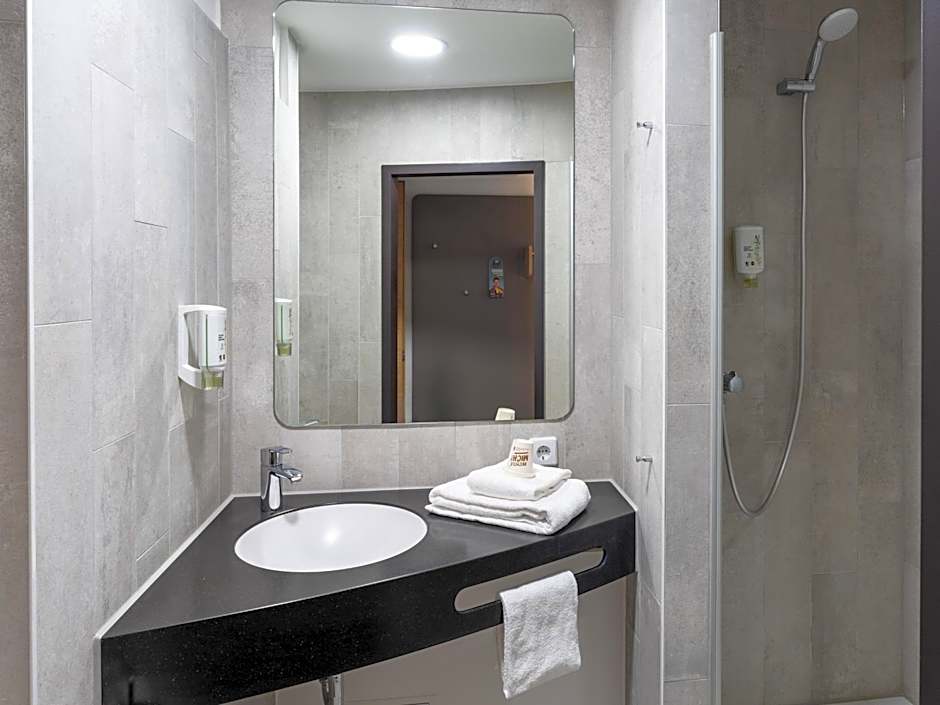 B&B Hotel Hannover-Lahe