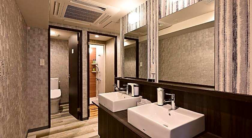 Hotel Tomariya Ueno