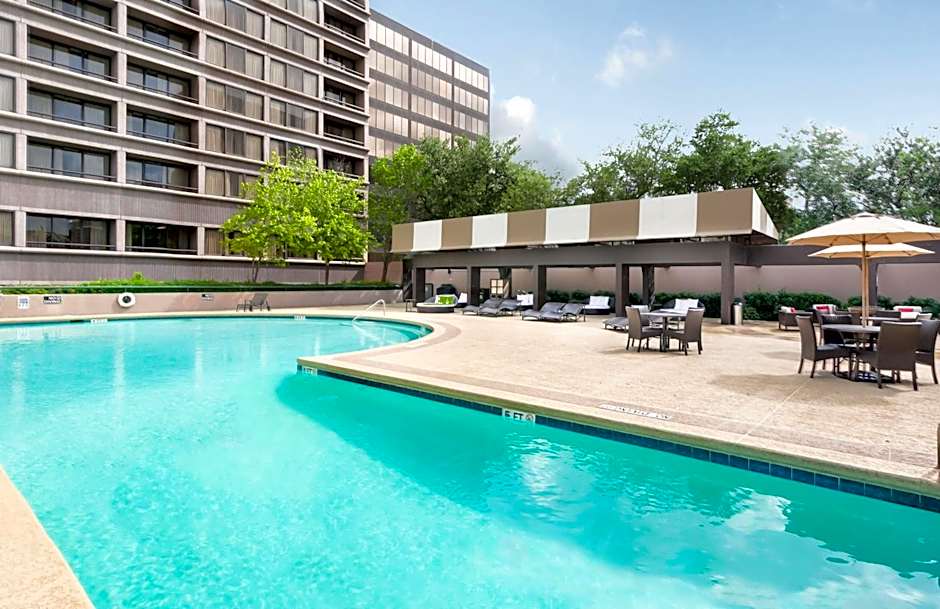 DoubleTree by Hilton Hotel & Suites Houston by the Galleria