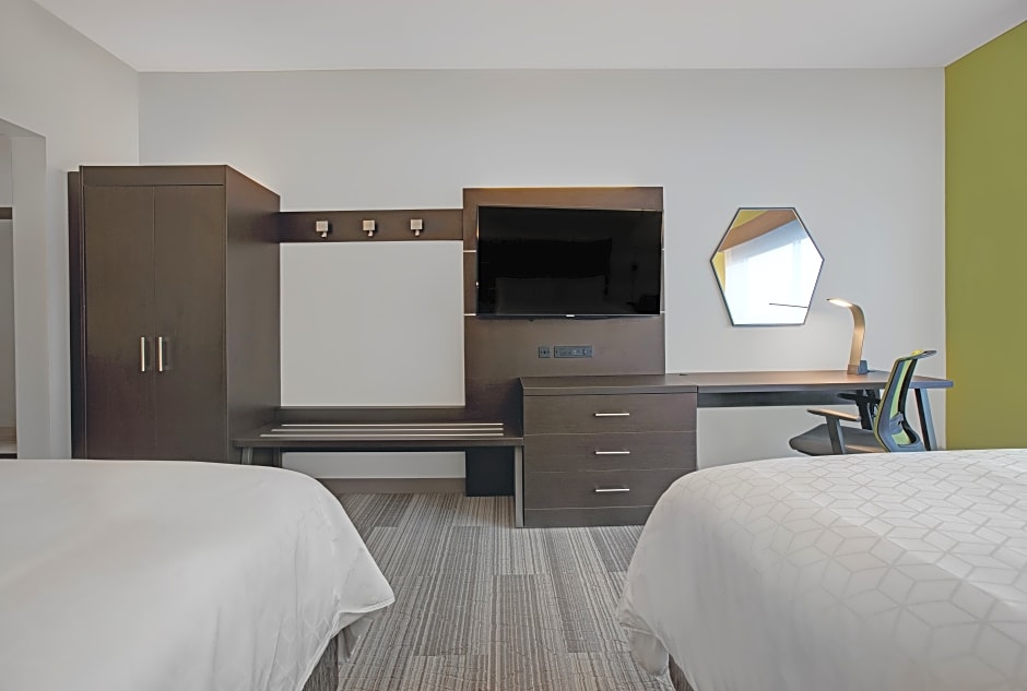 Holiday Inn Express Milwaukee Downtown By IHG