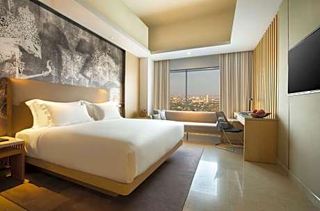 King Room with City View