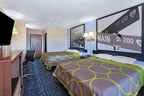 Queen Room with Two Queen Beds - Non-Smoking