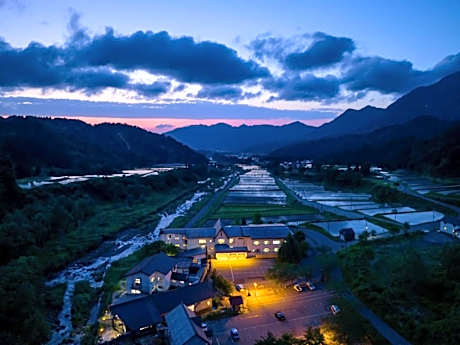 Quadruple Room with Private Bathroom