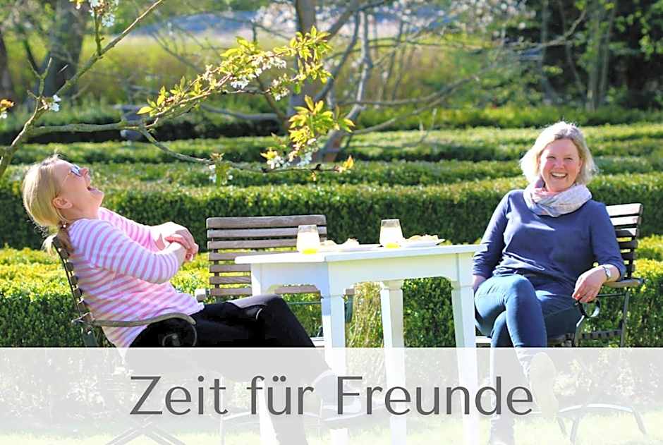 Gutshaus Volzrade Hotel & Ferienwohnungen in Elbnähe