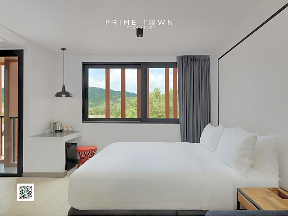 PRIME TOWN - Posh & Port Hotel PHUKET