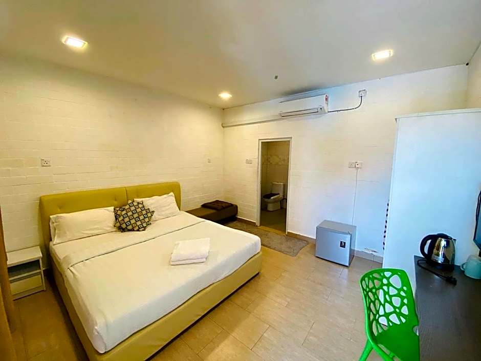 D'Lima Beach Inn
