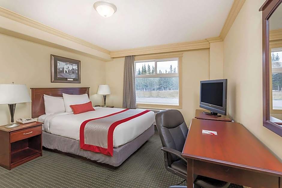 Ramada by Wyndham Hinton