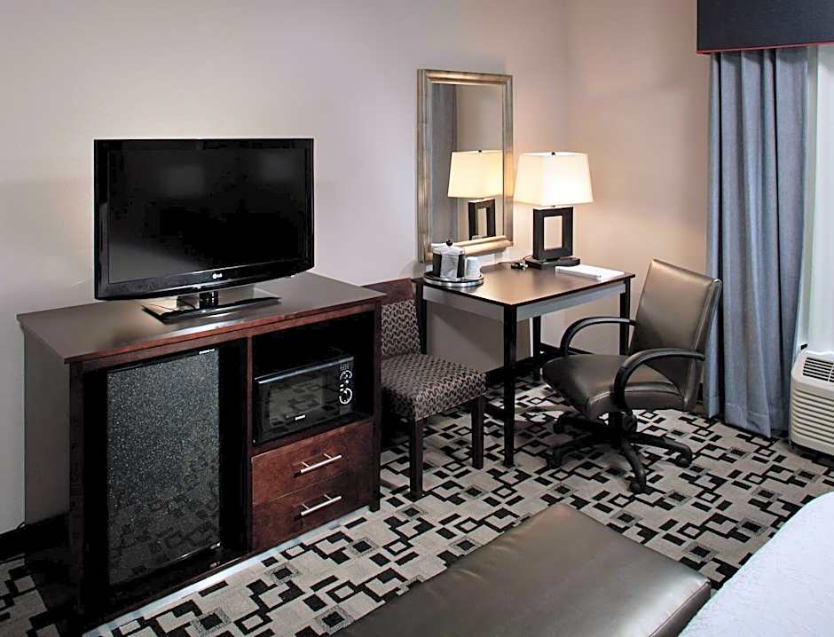 Hampton Inn By Hilton And Suites Marksville