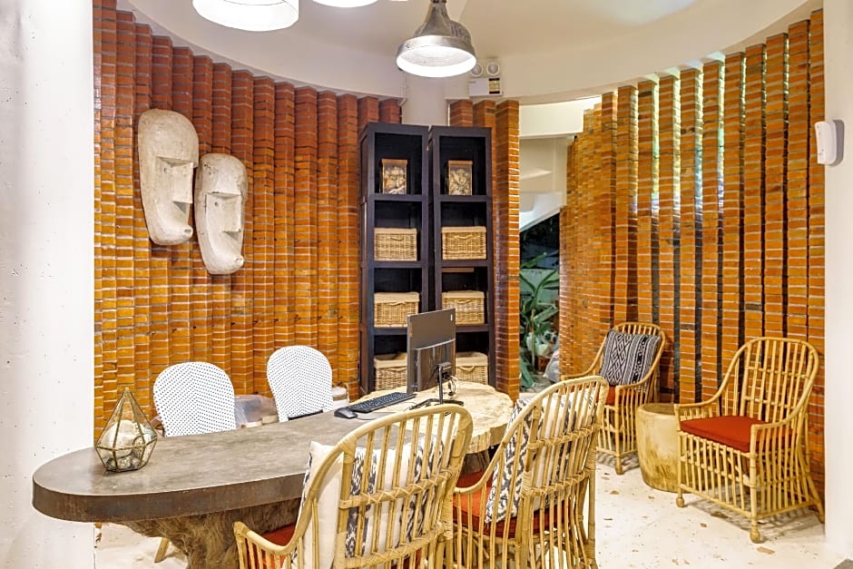 El Tropico Boutique Hotel